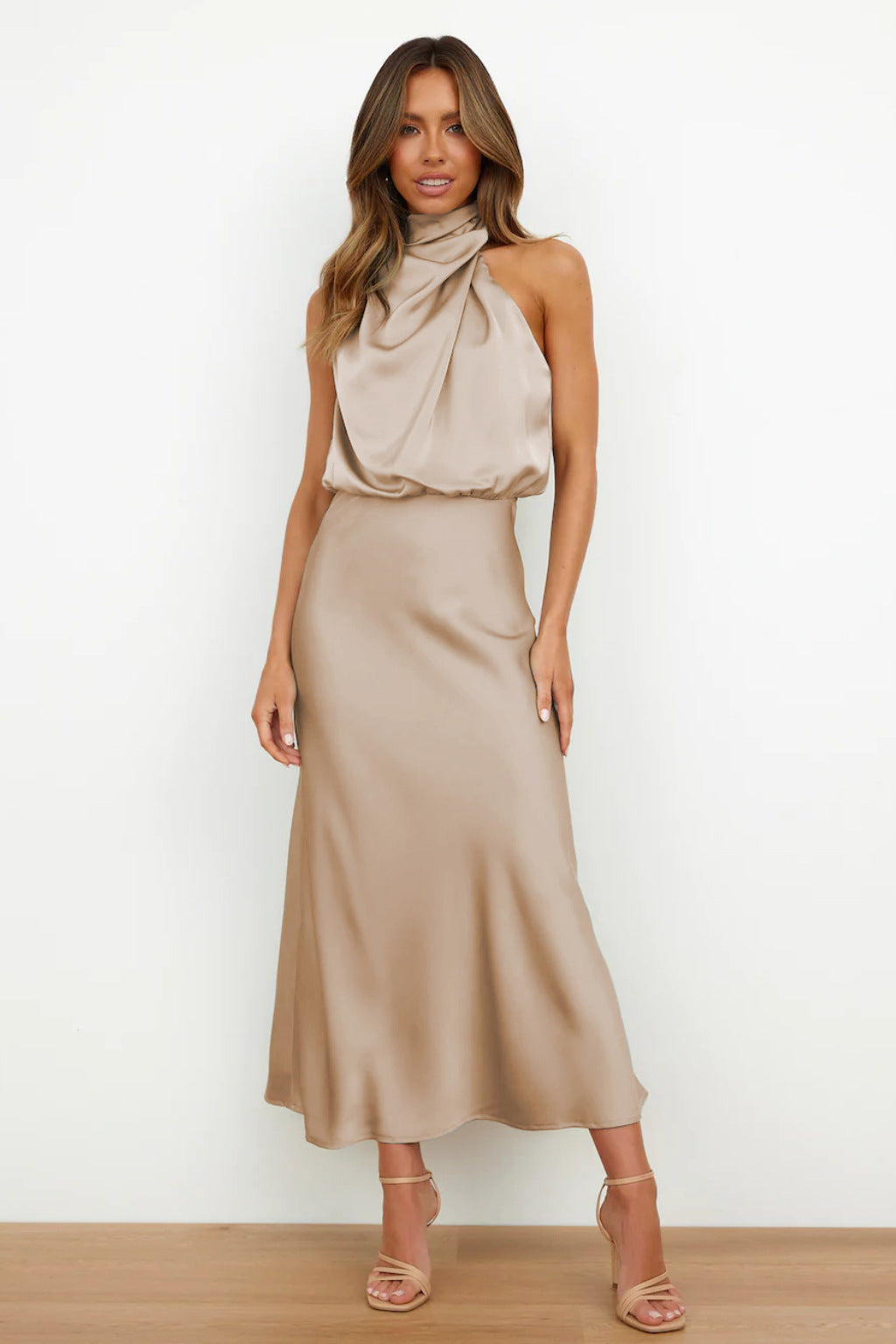 Moya - Vestido de satén largo con cuello halter